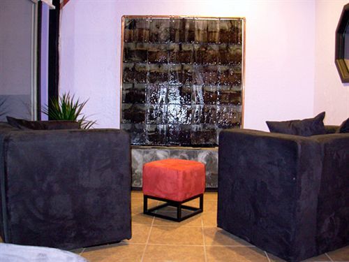 Caravan II Albergo New Castle Ngoại thất bức ảnh